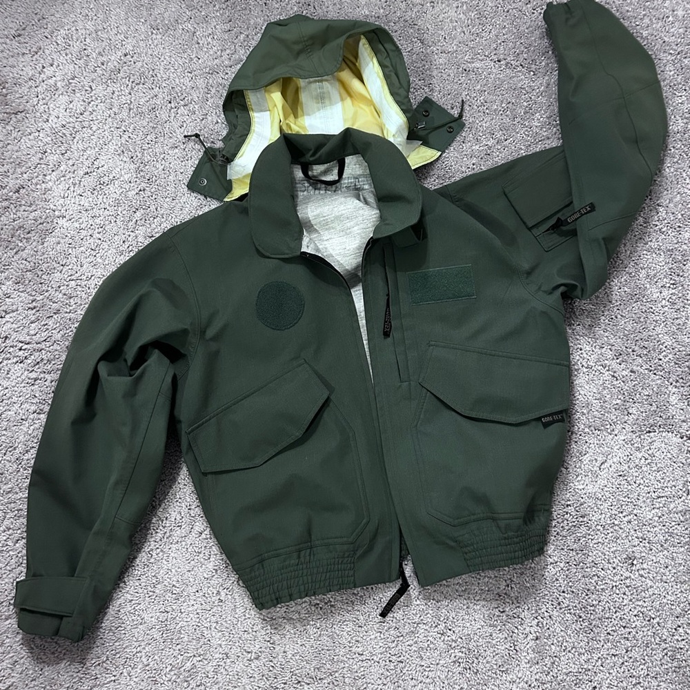 Gore-Tex Military Green Uniform Jacket Medium Regular